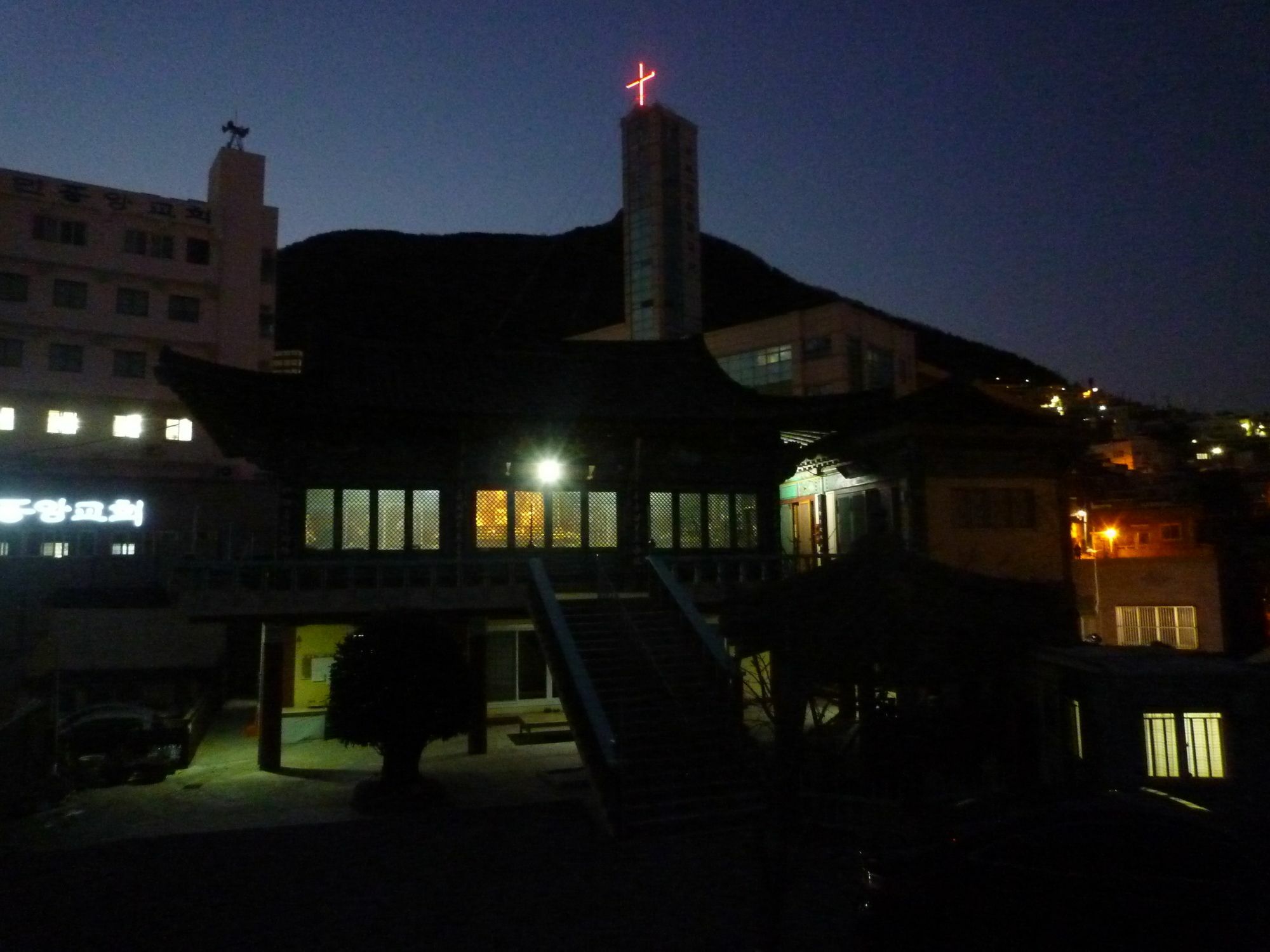 Busan Backpackers Exterior photo